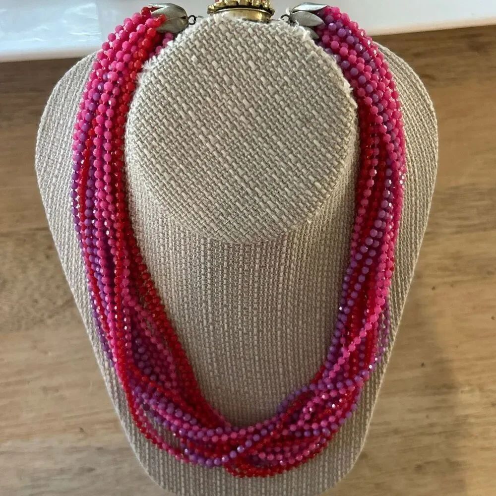Vintage multi strand purple pink red beaded necklace with decorative clasp